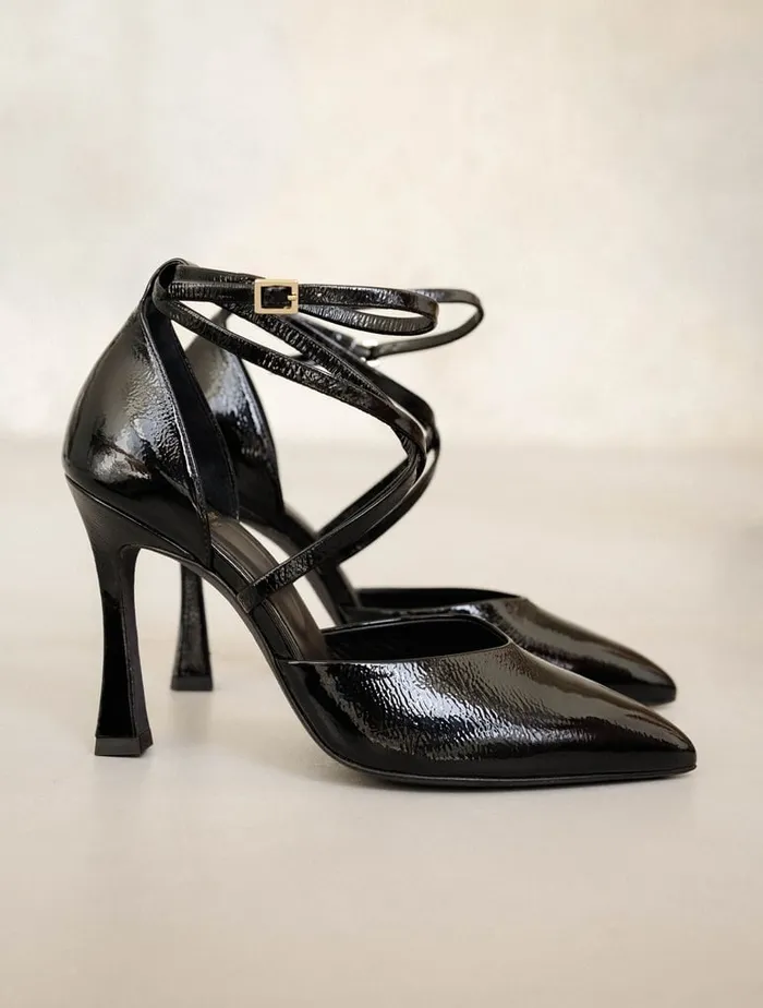 Agathe Black Vinyl Women Bobbies Pumps and Mary Janes