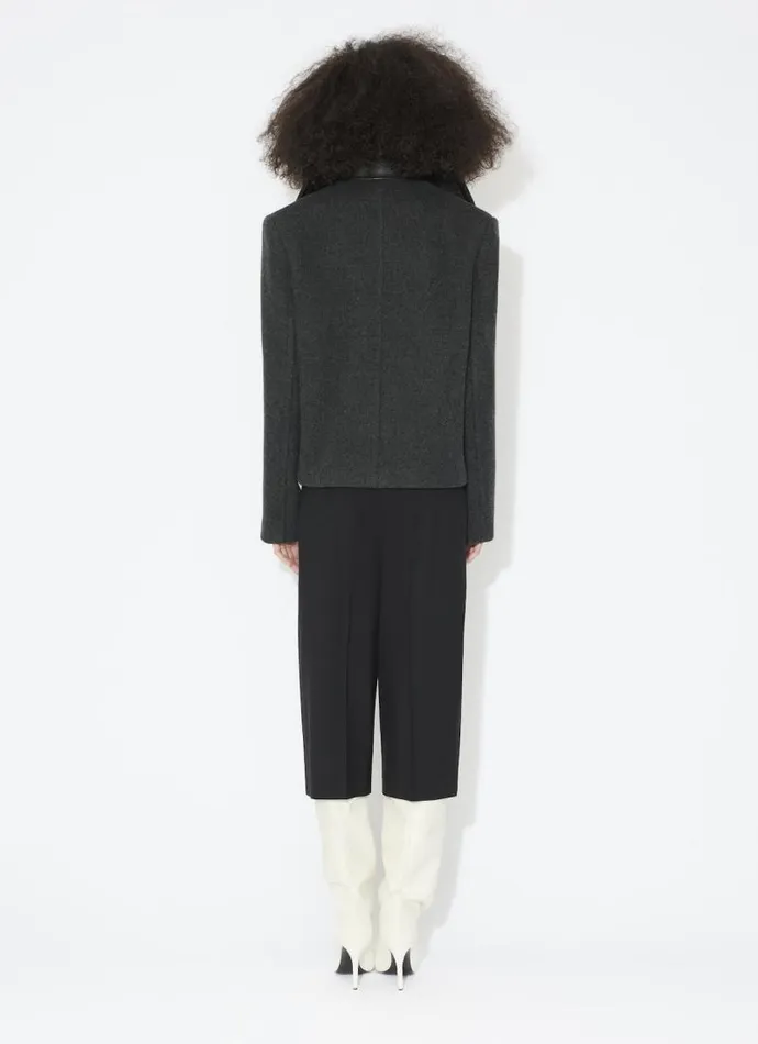 Alaa Pants and Shorts WOOL GABARDINE BERMUDA SHORTS Black 8211 Women Alaa Pants and Shorts WOOL GABARDINE BERMUDA SHORTS Black 8211 Women