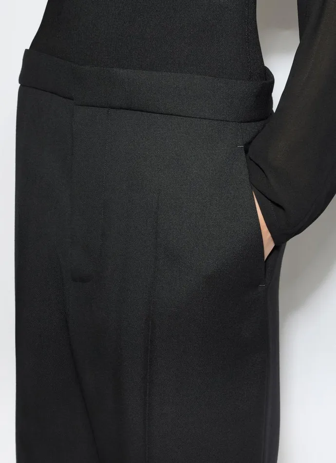 Alaa Pants and Shorts WOOL GABARDINE BERMUDA SHORTS Black 8211 Women Alaa Pants and Shorts WOOL GABARDINE BERMUDA SHORTS Black 8211 Women