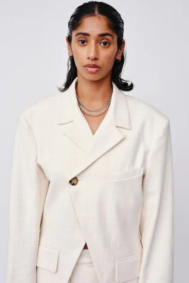 Alora C 8211 Snow White Women Won Hundred Coats Jackets and Blazers