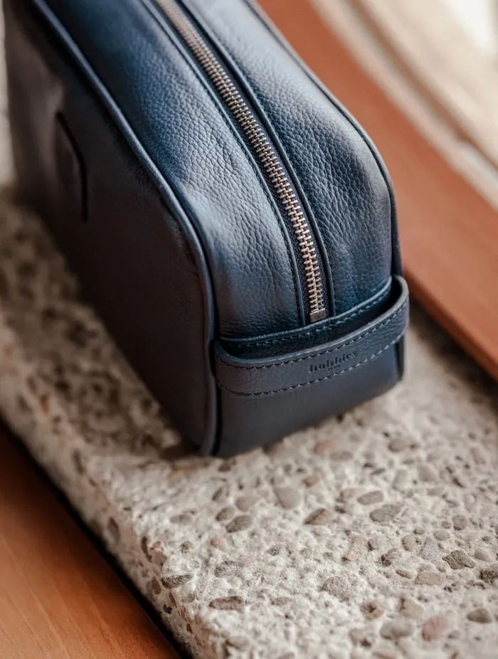 Amalfi Deep Blue Men Bobbies Toiletry Bags Amalfi Deep Blue Men Bobbies Toiletry Bags