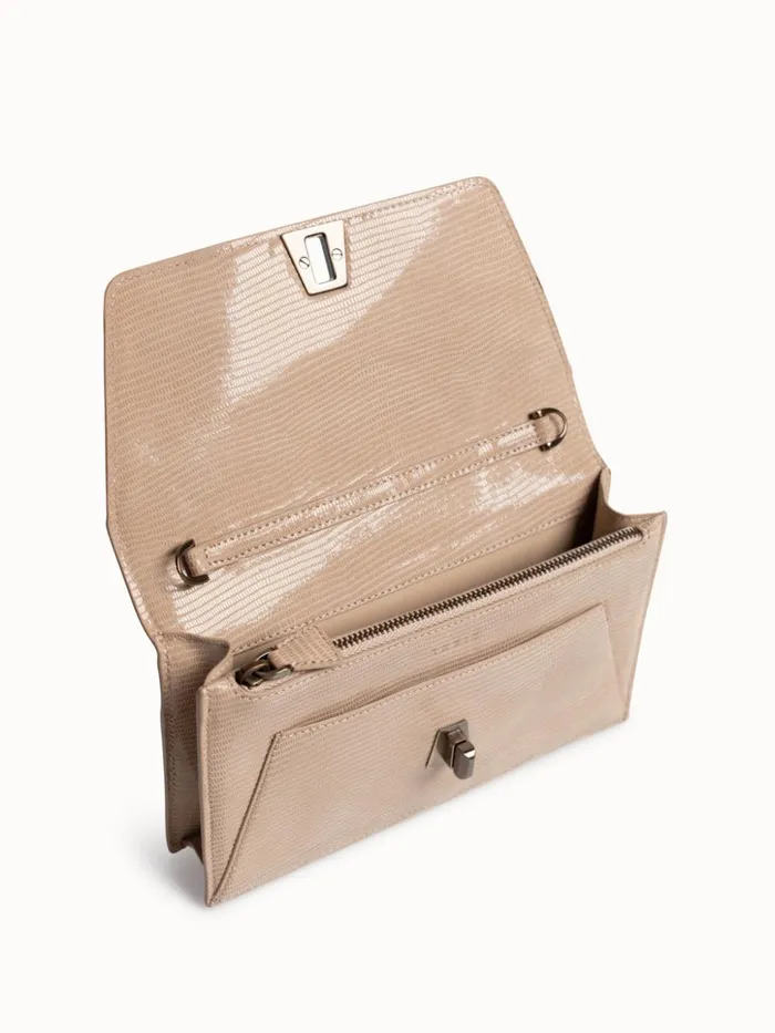 Anouk Envelope Bag With Shiny Lizard Finish Cashmere Women Akris Shoulder Bags