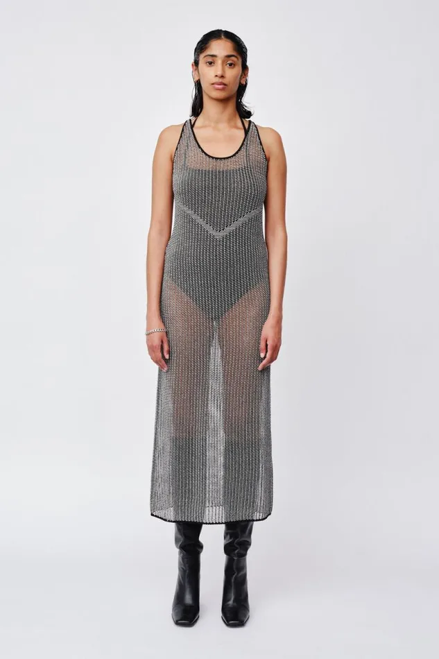 Arianna 8211 Black and White Women Won Hundred Dresses