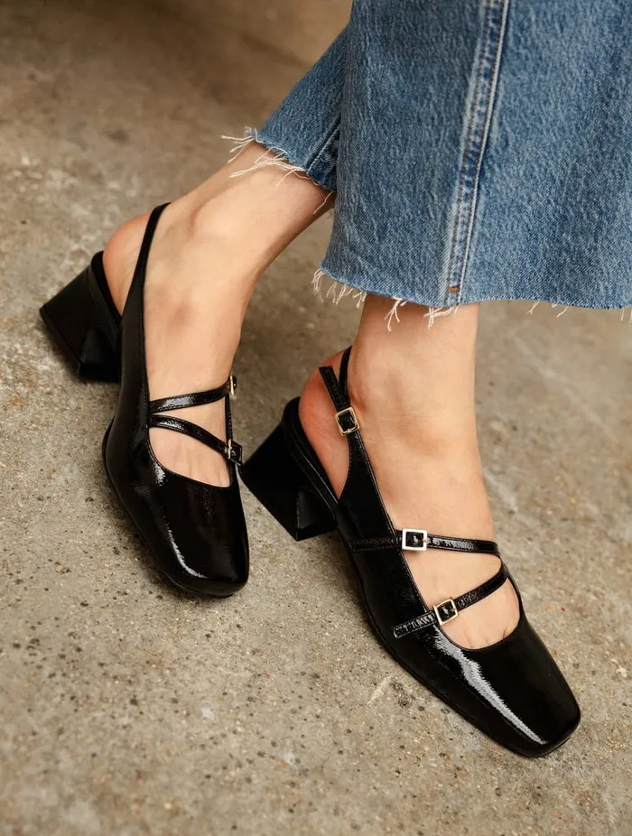 Becca Black Vinyl Women Bobbies Pumps and Mary Janes