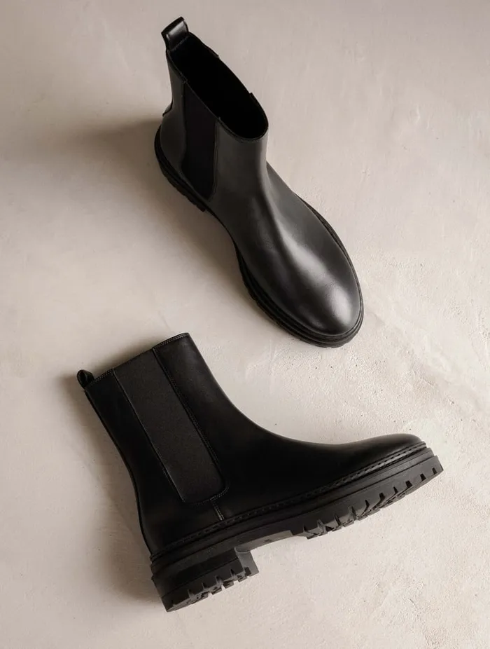 Clover Passion Black Women Bobbies Ankle Boots