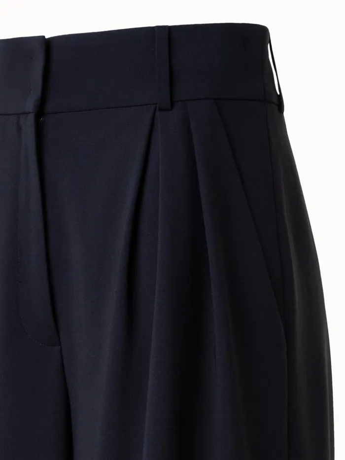 Cool Wool Pleated Bermuda Short Black Women Akris Pants
