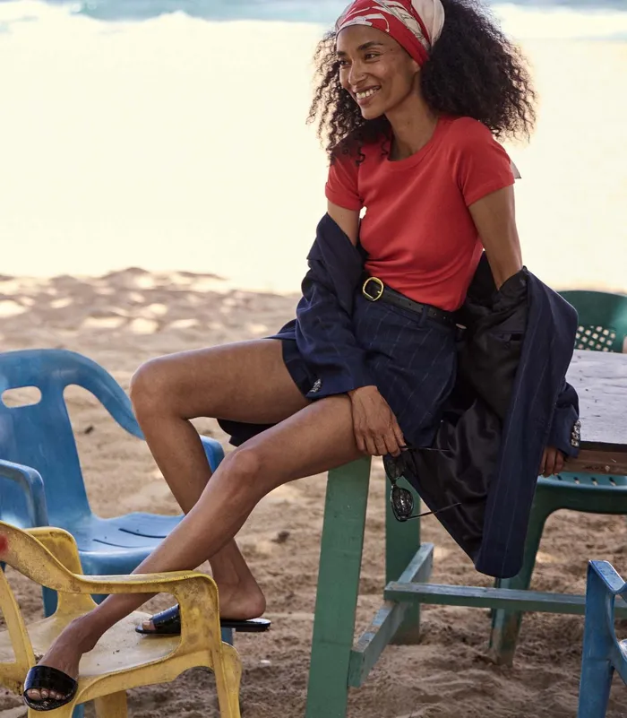 DEN Vivi Tee Scarlet Women Tees