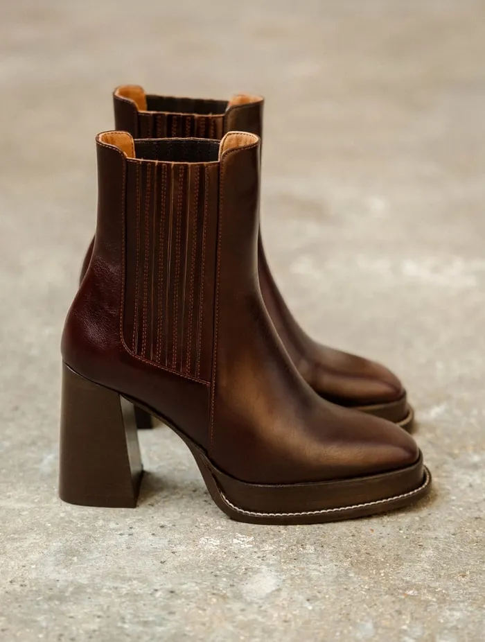 Deva Irish Coffee Women Bobbies Ankle Boots