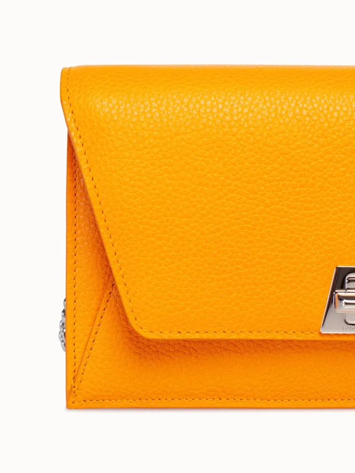 Envelope Anouk In Cervocalf Leather Amber Women Akris Crossbody Bags