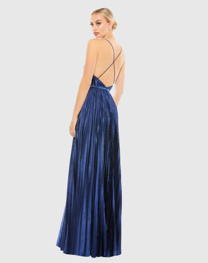 Evening Gowns Mac Duggal Women Plunge Neck Pleated Evening Gown Midnight