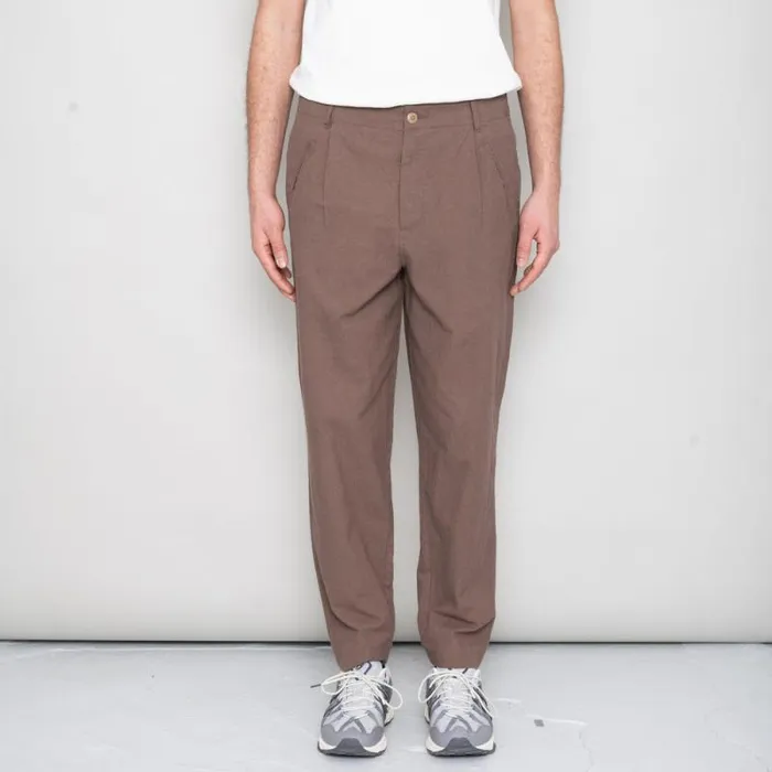 Folk Clothing Trousers Assembly Pant 8211 Ash Brown Crinkle 8211 Mens