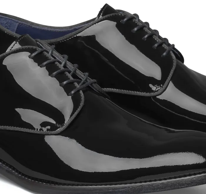 Formal Shoes Men Kinser Plain Toe Black Italian Patent Calfskin Johnston and Murphy