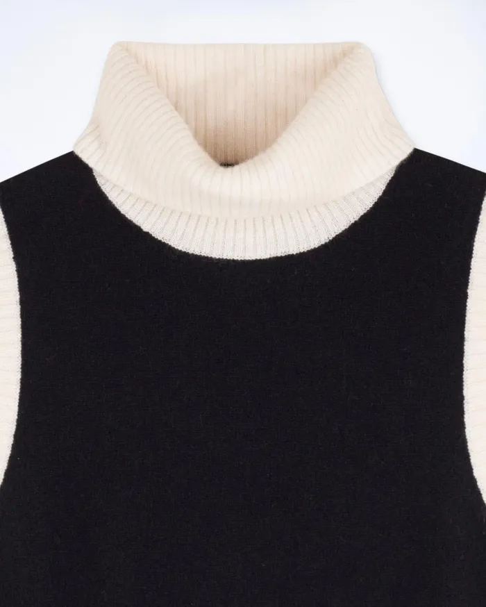 From Future Sleeveless Sweaters Women Sleeveless Sweater Black