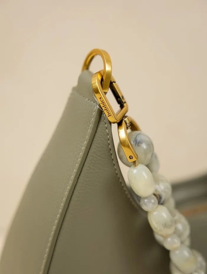 Grand Alria Estrel Green Women Bobbies Bags