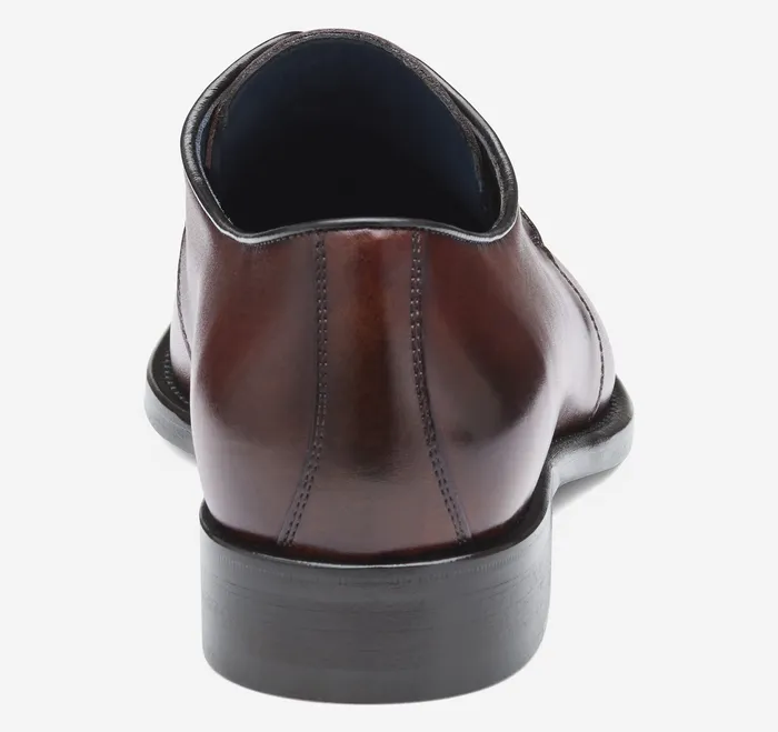Johnston and Murphy LaceUps Men Larson 2Eye Plain Toe Mahogany Italian Calfskin