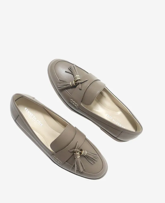 Kenneth Cole Flats and Loafers Women Lyra Leather Loafer Beige Kenneth Cole Flats and Loafers Women Lyra Leather Loafer Beige