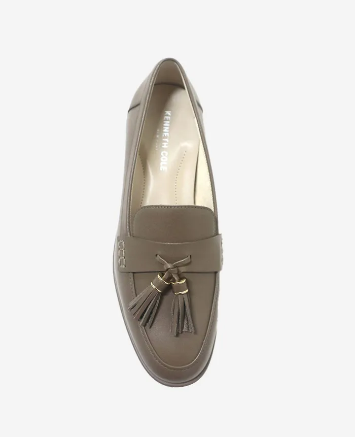 Kenneth Cole Flats and Loafers Women Lyra Leather Loafer Beige Kenneth Cole Flats and Loafers Women Lyra Leather Loafer Beige