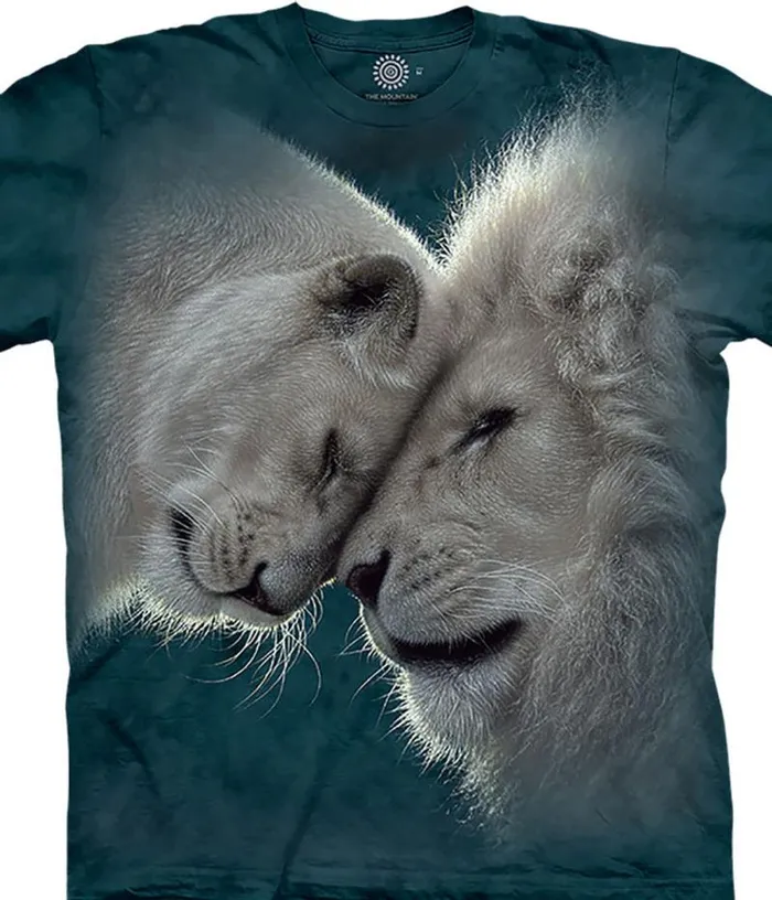 Liquid Blue TShirt Men White Lions Love Classic Cotton TShirt