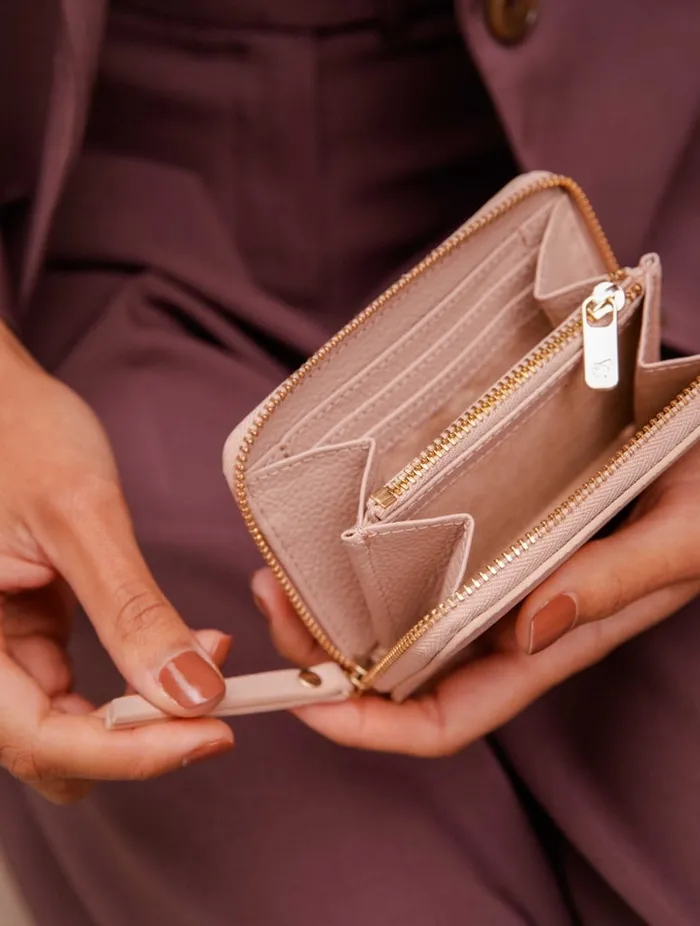 Mabillon Nude Latte Women Bobbies Small Leather Goods