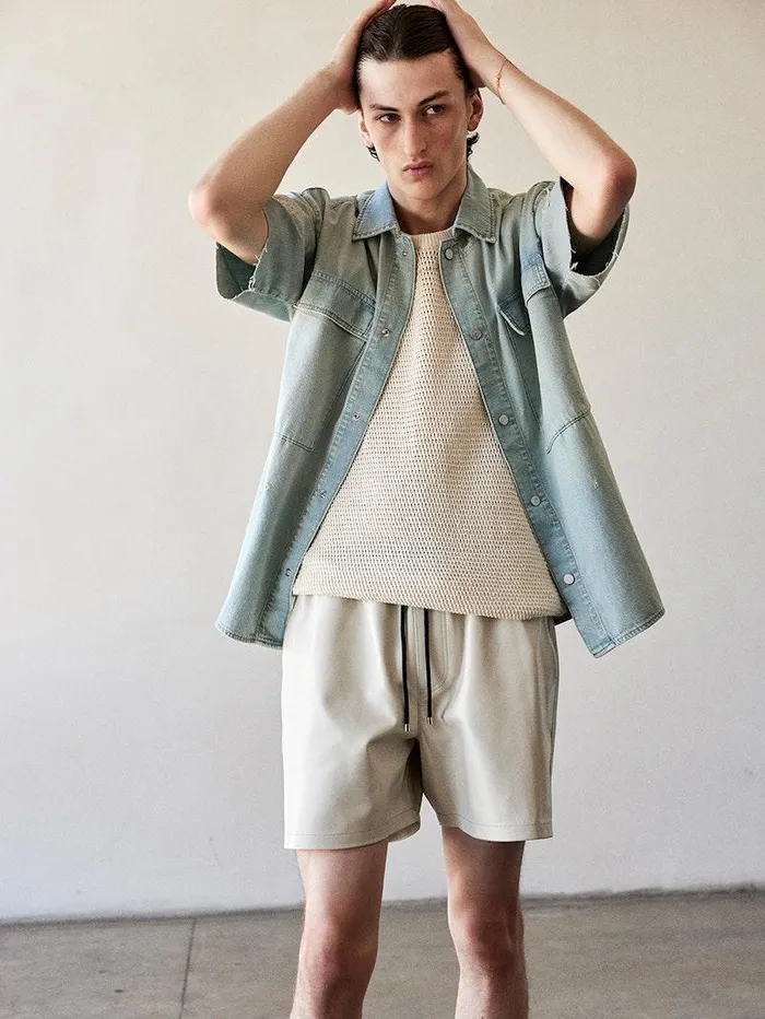 Men FRAME Denim Shirts Short Sleeve Relaxed Denim Shirt Men FRAME Denim Shirts Short Sleeve Relaxed Denim Shirt
