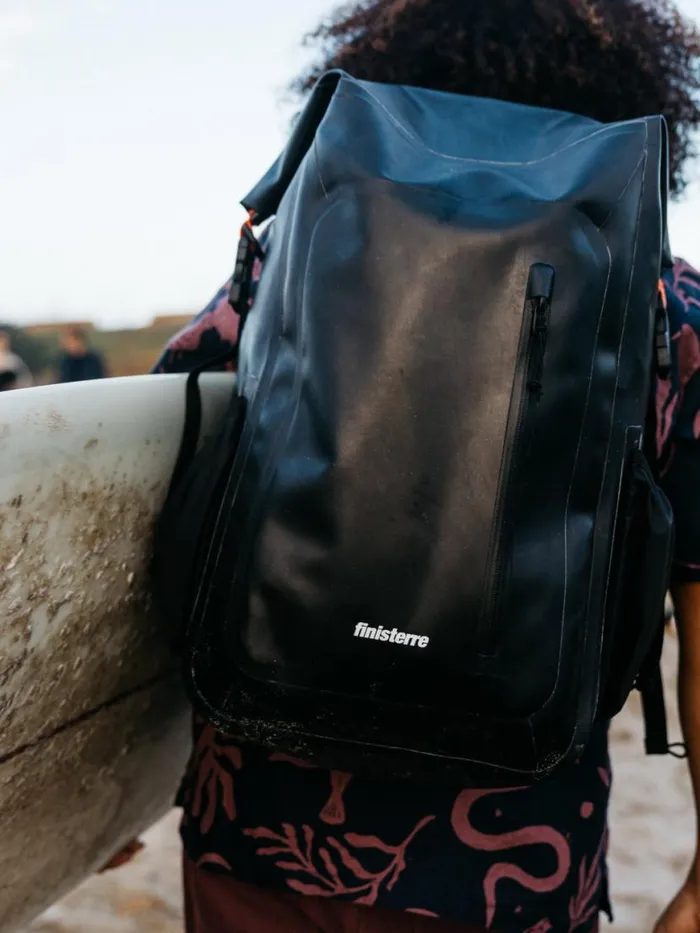 MenWomen Drift 30L Waterproof Roll Top Backpack Black Finisterre Bags