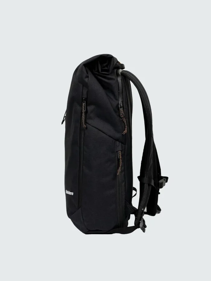 MenWomen Nautilus 23L Backpack Black Finisterre Bags