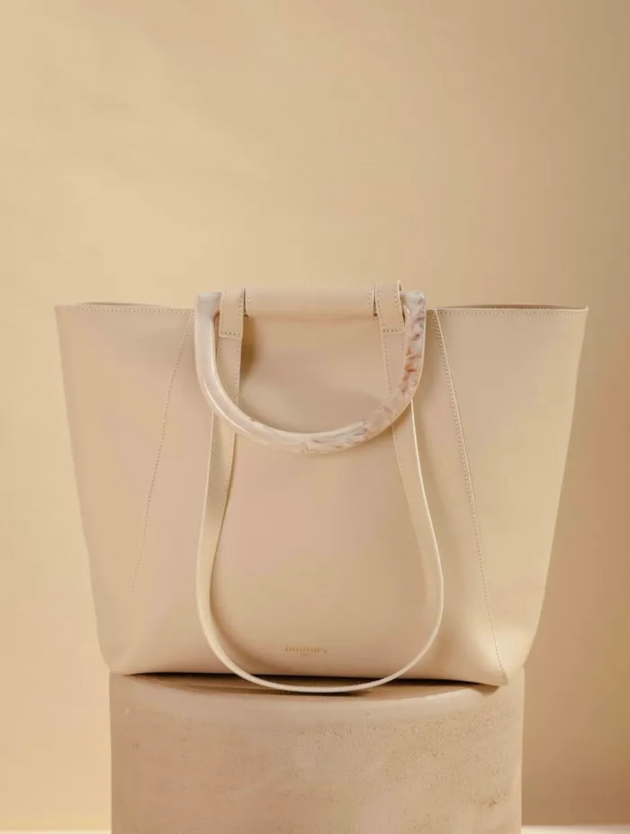 Navigli Beige Women Bobbies Bags