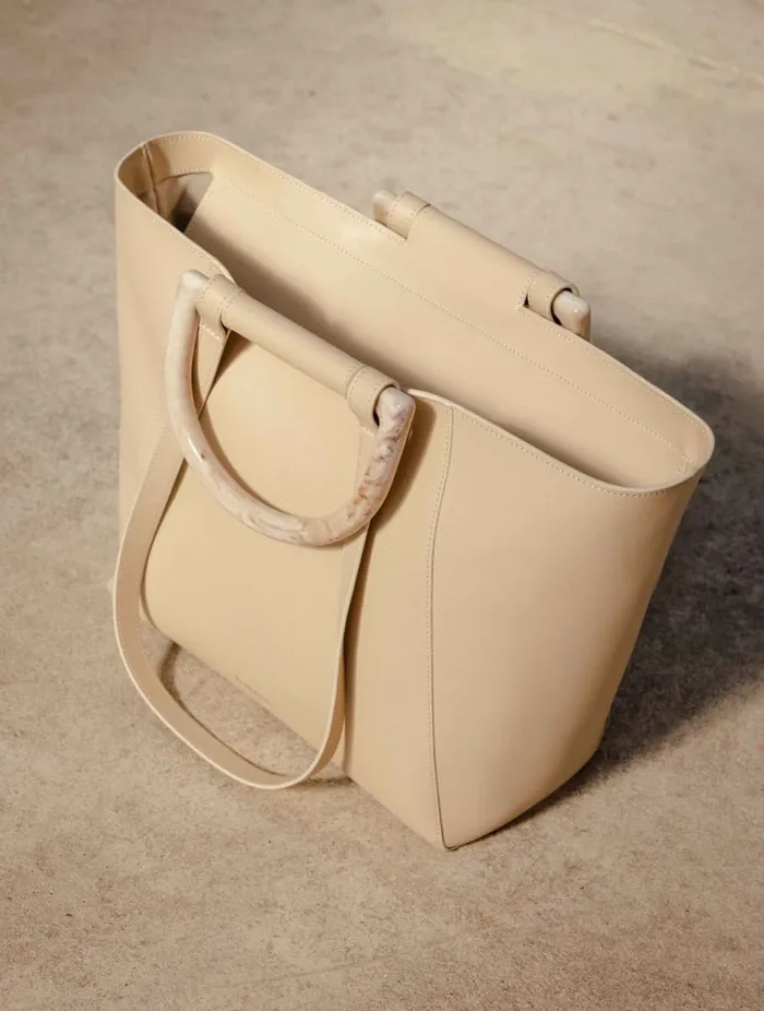 Navigli Beige Women Bobbies Bags