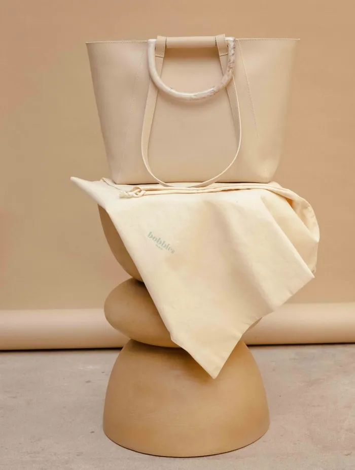 Navigli Beige Women Bobbies Bags