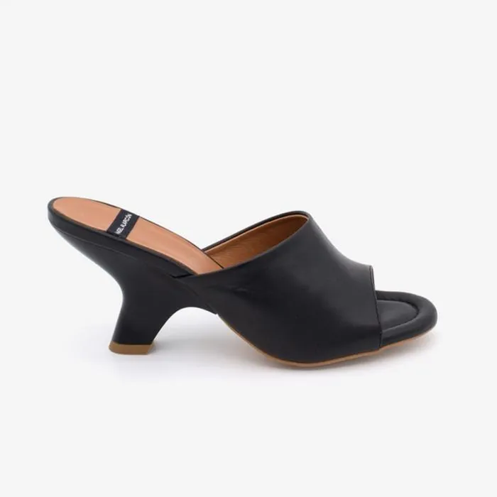 ngel Alarcn Mules Woman KADY 8211 Leather Mule With A Design Heel