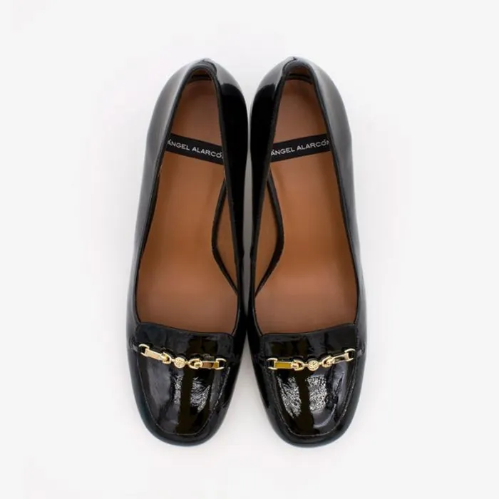 ngel Alarcn Pumps And High Heels Woman JALCA 8211 Patent Lelather Pump With Comfortable Heel And A Gold Trim