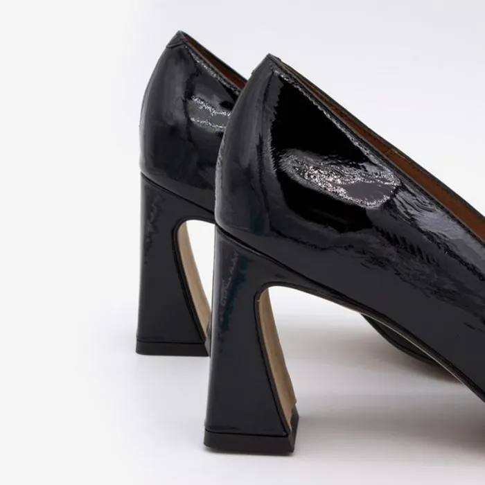ngel Alarcn Pumps And High Heels Woman JALCA 8211 Patent Lelather Pump With Comfortable Heel And A Gold Trim