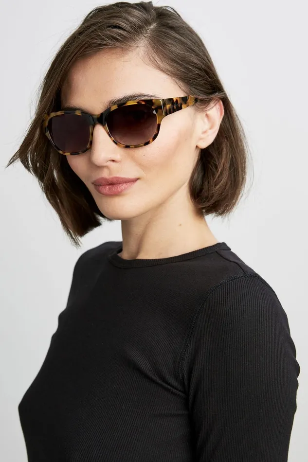 Outlet 8211 Women Sunglasses Elie Tahari Tortoise Wayfarer Tokyo Tortoise