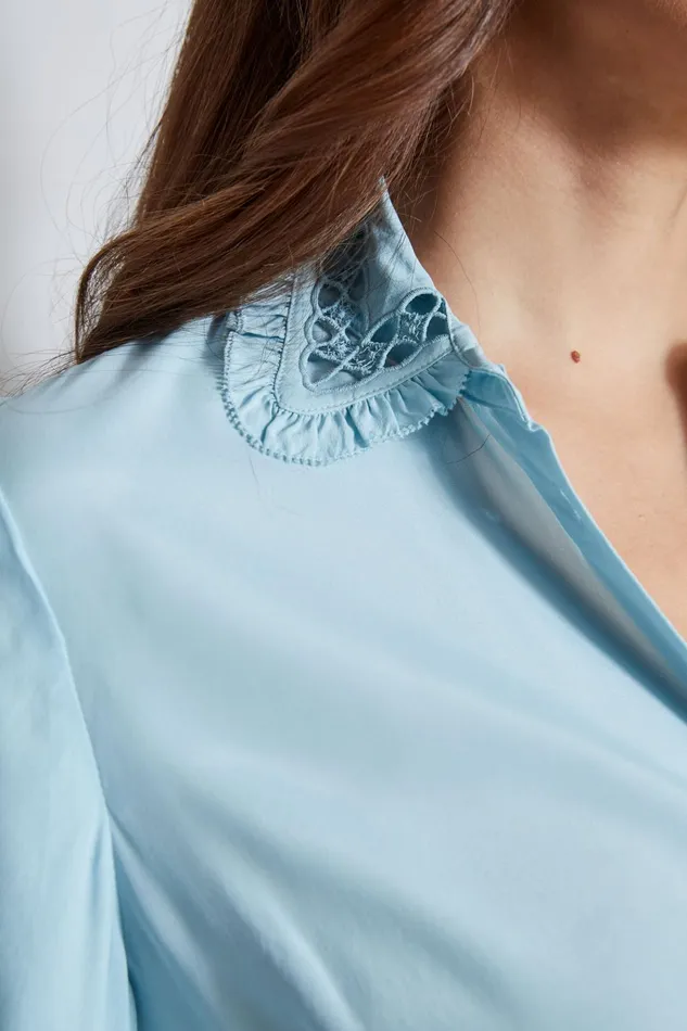 Outlet 8211 Women Tops Elie Tahari Embroidered Collar Shirt Sky Light