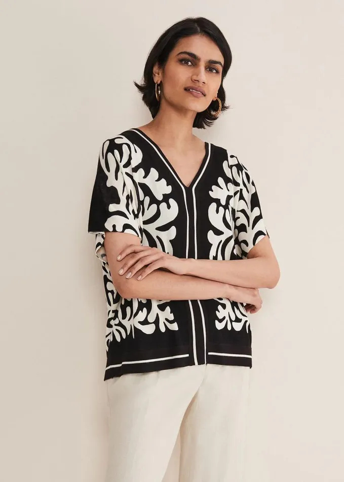 Phase Eight Natalie V Neck Printed Top Blackivory Women Knitwear