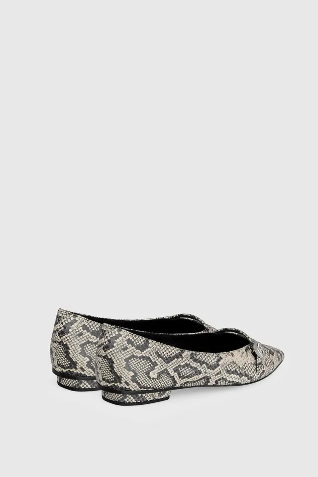 Rebecca Minkoff Buckle Flat Blackwhite Women