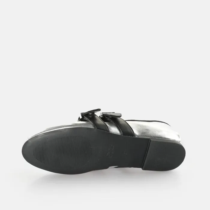 Shop Ballet Flats BUFFALO Daphne Jane Silver
