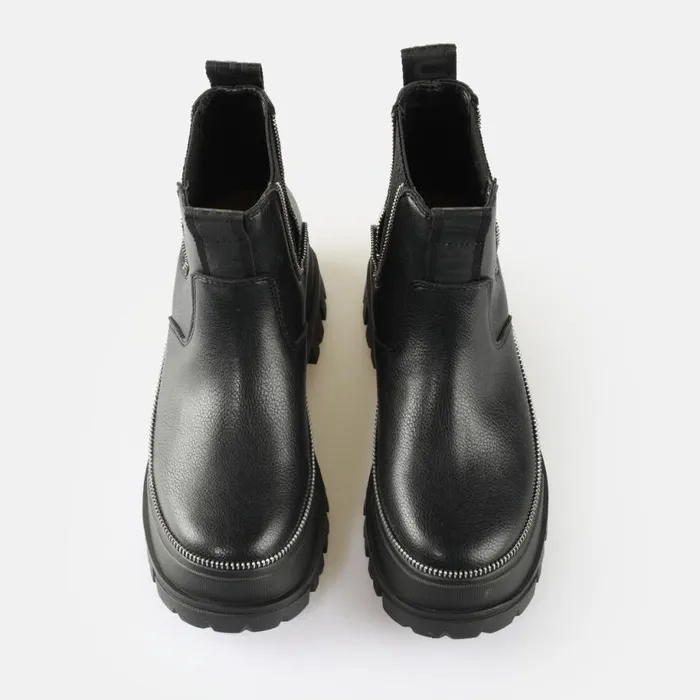 Shop Boots and AnkleBoots BUFFALO Aspha Chelsea Zip Black