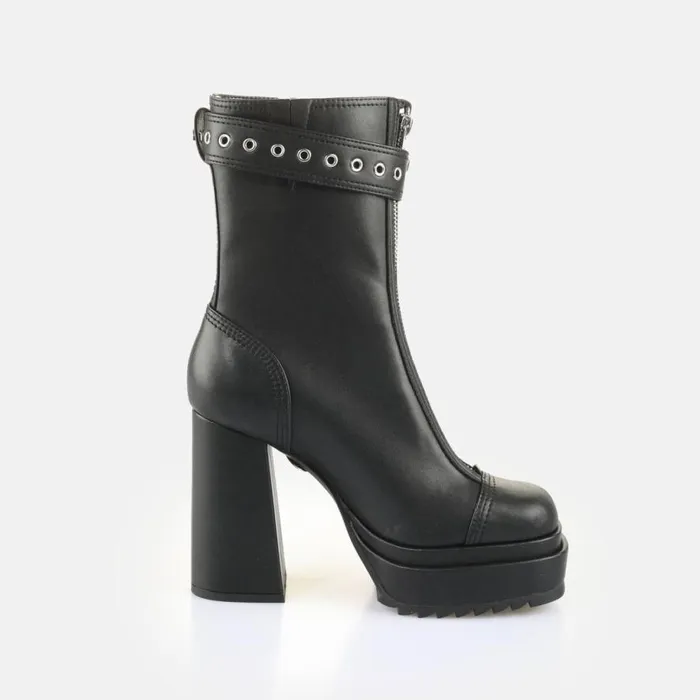 Shop Boots and AnkleBoots BUFFALO May W Zip Boot Black