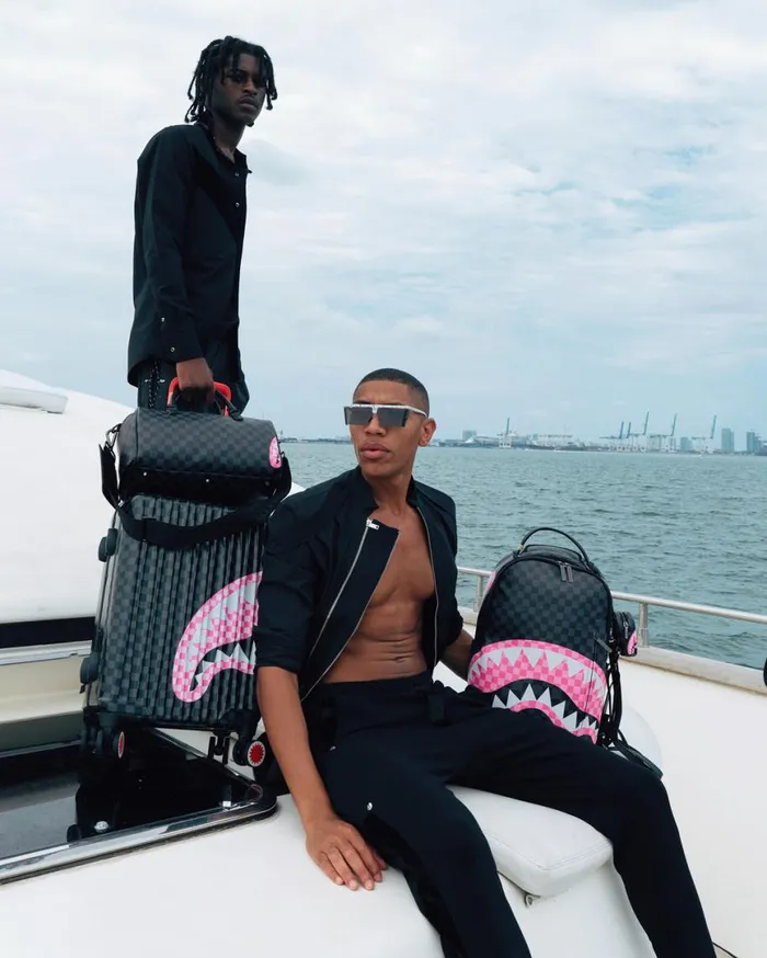 SPRAYGROUND Backpacks SHARKS IN CANDY BACKPACK DLXV 8211 Universal SPRAYGROUND Backpacks SHARKS IN CANDY BACKPACK DLXV 8211 Universal