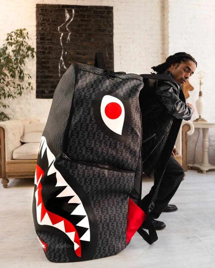SPRAYGROUND Backpacks SPRAYGATTI REVV BIGGEST BACKPACK IN THE WORLD 8211 Universal SPRAYGROUND Backpacks SPRAYGATTI REVV BIGGEST BACKPACK IN THE WORLD 8211 Universal