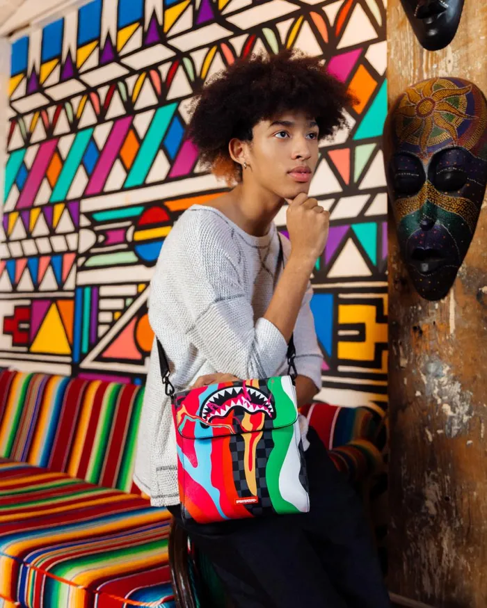 SPRAYGROUND Slings TRIPPY TAFFY LARGE SLING CROSSBODY 8211 Universal SPRAYGROUND Slings TRIPPY TAFFY LARGE SLING CROSSBODY 8211 Universal