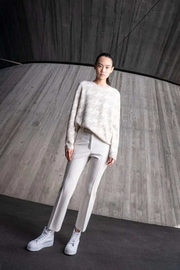 Techno Wool Stretch Gabardine Cropped Pants Ecru Women Akris Pants