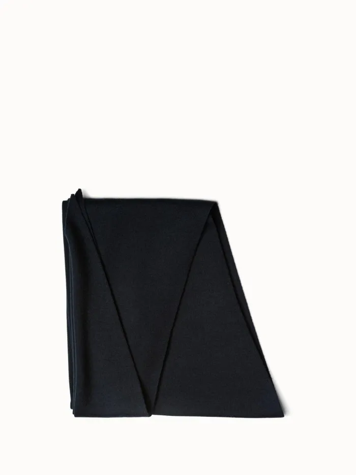 Trapezoid Shaped Scarf From Cashmere Silk Navy Women Akris Knitwear