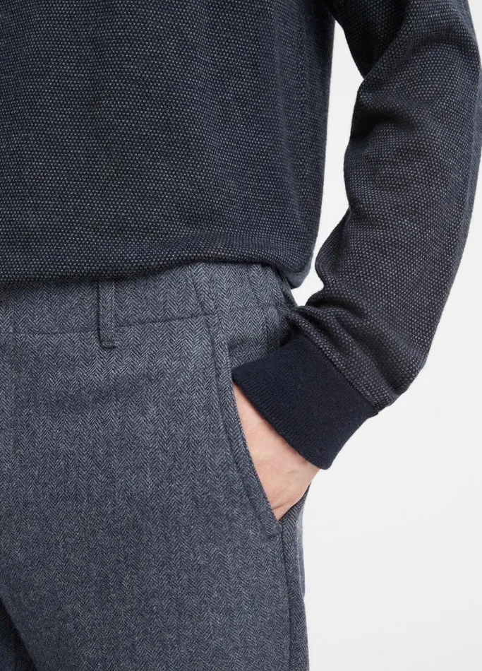 Vince Pants and Shorts Men Herringbone Virgin WoolBlend Flannel Trouser Coastal Bluemedium Heather Grey