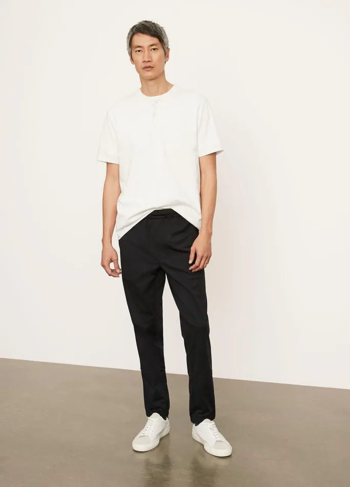 Vince Pants and Shorts Men Modern PullOn Jogger Black