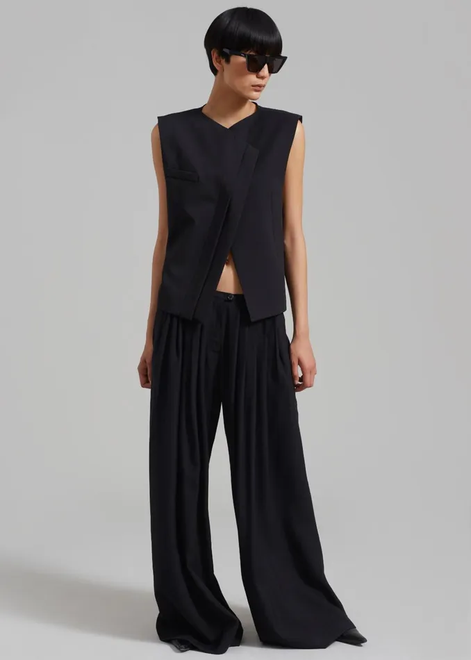 Women Ashton Cross Vest 8211 Black The Frankie Shop Outerwear