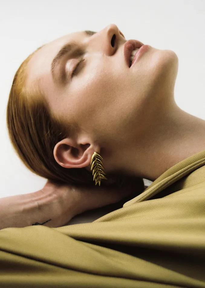 Women Bevza Spikelet Short Earrings 8211 Gold The Frankie Shop