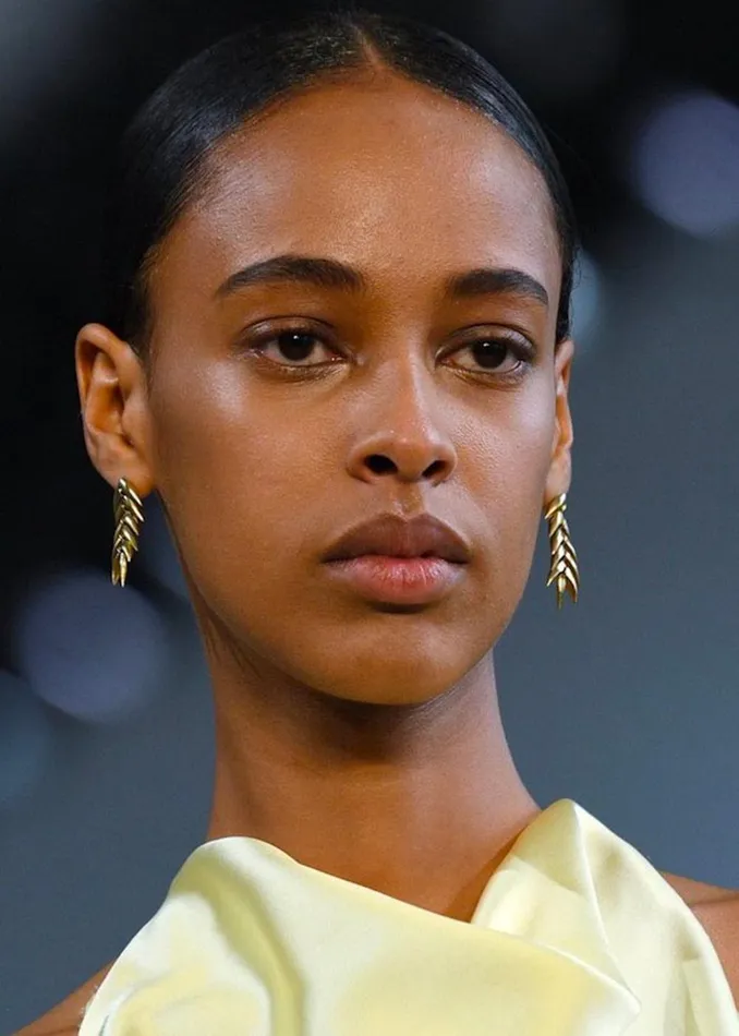 Women Bevza Spikelet Short Earrings 8211 Gold The Frankie Shop