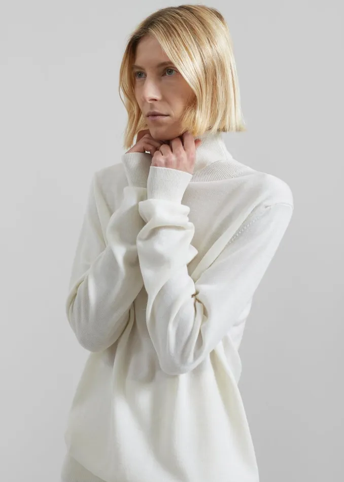 Women Eve Thin Turtleneck Sweater 8211 Ivory The Frankie Shop Knitwear
